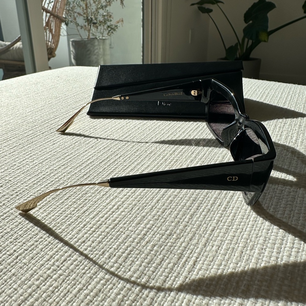 Christian Dior Women’s Black Sunglasses - Picture 7 of 8